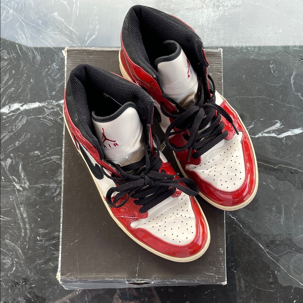 “CHICAGO” VINTAGE AIR JORDAN RETRO 1 LOW
